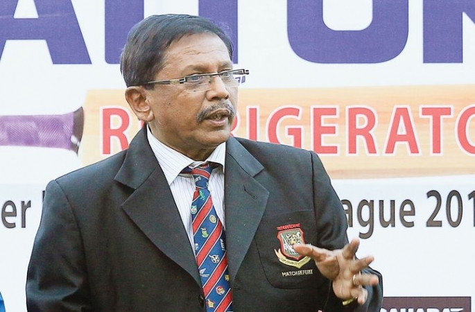 আইয়ুব খান মেড আ মিসটেক। হি শুড কিলড দ্য... মুজিব