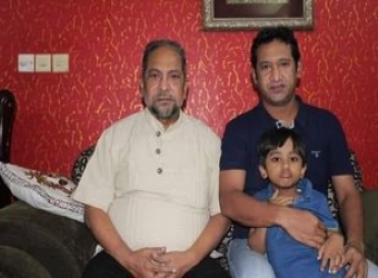  মেহরাব হোসেন অপি'র পিতা মোশারফ হোসেন ইন্তেকাল করেছে
