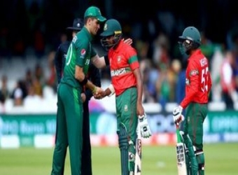 টস জিতে আবার ব্যাটিংয়ে বাংলাদেশ