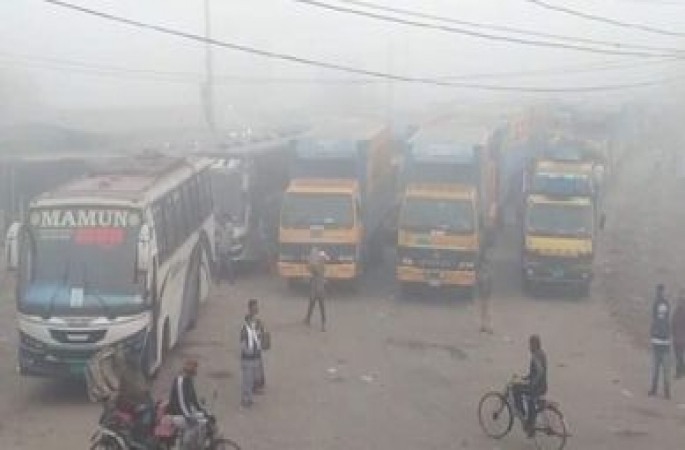 পৌনে ৩ ঘন্টা পর ফেরি চলাচল শুরু