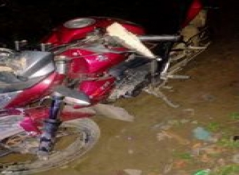 সিএনজির সাথে মোটরবাইক এর সংঘর্ষ