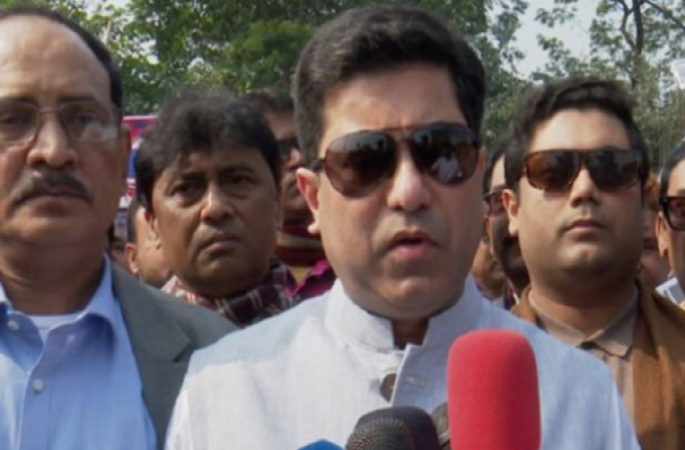 রাজধানীতে কোনো অনুমোদনহীন বাস চলবে না: তাপস