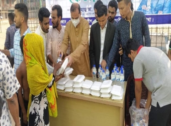 চট্টগ্রামে সম্মিলিত বেসরকারি বিশ্ববিদ্যালয় ছাত্রলীগের উদ্যোগে ইফতার বিতরণ কর্মসূচি পালিত