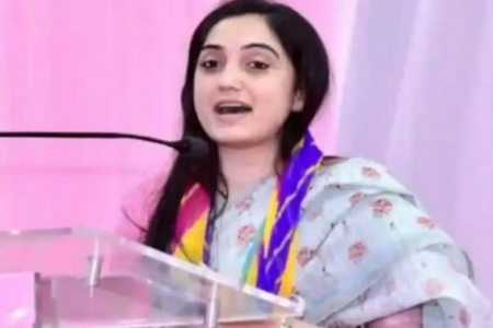 ভারতে নূপুর শর্মাকে ‘আপাতত’ গ্রেফতার না করার নির্দেশ