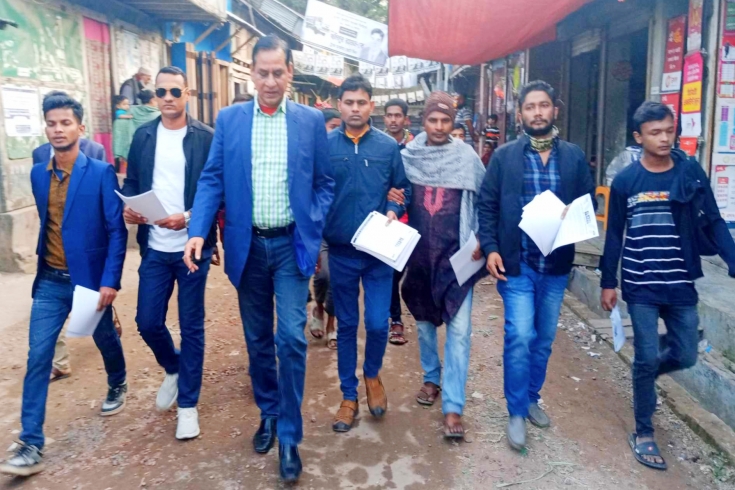 বরগুনায় বিএনপির ভোট বর্জনের আহবানে লিফলেট বিতরণ ও গনসংযোগ 