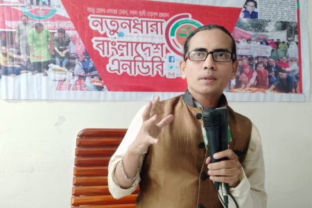 মূলার মূল্য ১২০ তারা নৌকা-ধানের শীষ : মোমিন মেহেদী