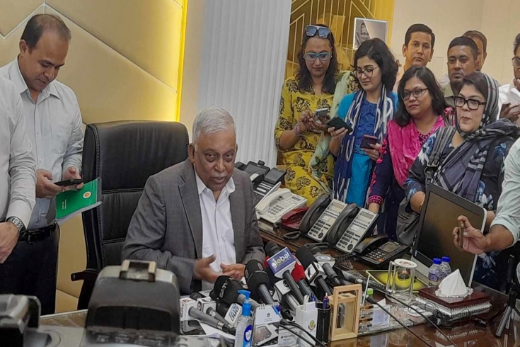 টানা তৃতীয় বারের মতো স্বরাষ্ট্র মন্ত্রণালয় দায়িত্ব পেলেন ,আসাদুজ্জামান  