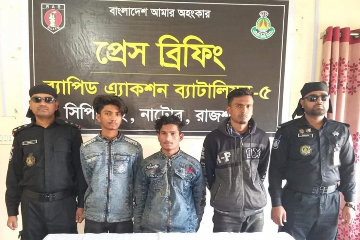 সিংড়ায় সাড়ে ২২ কেজি গাঁজাসহ মাদক কারবারি আটক 
