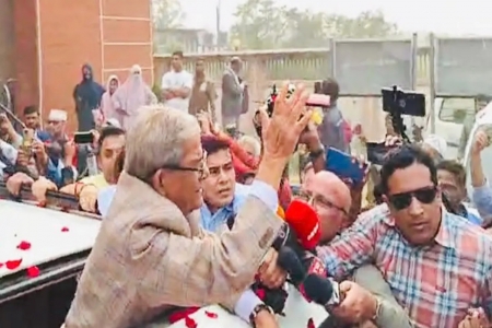 কারামুক্ত ফখরুল-খসরু