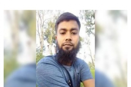 সড়ক দুর্ঘটনায় প্রান গেল এক স্বেচ্ছাসেবক দল নেতার। 