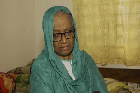 সন্তানের নির্যাতন থেকে বাঁচতে মায়ের মামলা