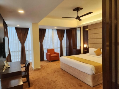 চট্টগ্রামের একটি হোটেলে এক বিদেশির লাশ পাওয়া গেছে।