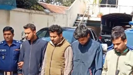 স্বামীকে আটকে রেখে স্ত্রীকে ধর্ষণ করায়