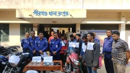 পীরগনজ ডাকাত দলের মুলহোতা রাশেদ সহ ৮জনডাকতআটক