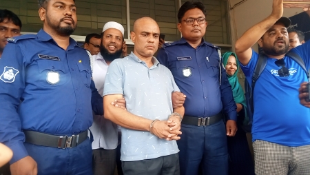 ভুয়া প্রকল্প সাজিয়ে ভুক্তভোগীদের টোপ দিয়ে কোটি কোটি টাকা আত্মসাৎকারী সাজ্জাদ অবশেষে গ্রেফতার।
