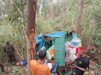 সাজেকে সিএনজি খাদে পড়ে চালক নিহত