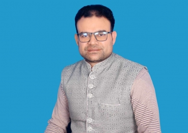 পবিত্র ঈদ - উল ফিতর উপলক্ষে শুভেচ্ছা জানিয়েছেন, জামাল। 