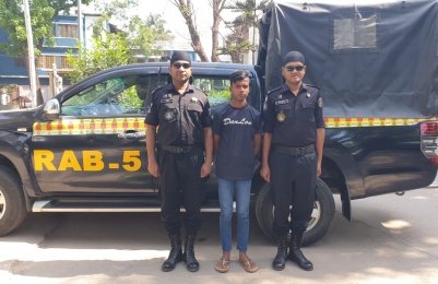 র‍্যাবের যৌথ অভিযানে সনাতন ধর্মাবলম্বী  অপহৃত নাবালিকা উদ্ধার আটক ১ 