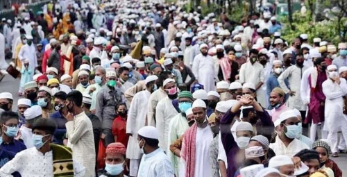 ঈদ ঘিরে জমজমাট তৃণমূলের রাজনীতি, কেন্দ্রীয় নেতারা এলাকায়