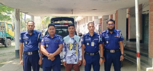 কাপ্তাইয়ে পরোয়ানা ভুক্ত আসামী আটক