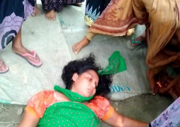 লক্ষ্মীপুর টুমচরে জমি সংক্রান্ত বিরোধের জের ধরে প্রতিপক্ষের হামলার শিকার গৃহবধূ 