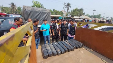 বকশীগঞ্জে র‍্যাবের অভিযানে ২৪ কেজি গাঁজাসহ আটক-৩