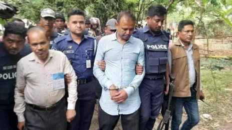 বগুড়ায় অনিয়মের অভিযোগে প্রিসাইডিং কর্মকর্তাসহ আটক ২