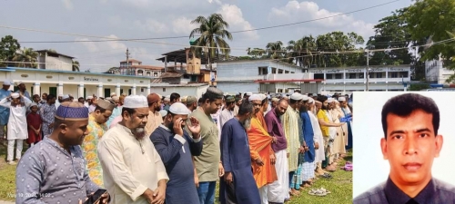 নলছিটিতে সকলের শ্রদ্ধা ও শেষ ভালোবাসায় সাংবাদিক বজলুল ক‌রিম ছা‌ব্বি‌রের দাফন। 