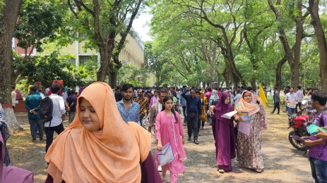 স্বপ্ন তাদের ইসলামী বিশ্ববিদ্যালয়ে একটি আসন