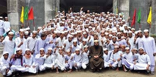 এসএসসি ও সমমান পরীক্ষায় ছাত্রদের চেয়ে এগিয়ে ছাত্রীরা।