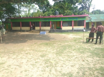 চৌগাছায় ভোট হয়েছে শান্তিপূর্ণ কিন্তু  বেশির ভাগ কেন্দ্র ছিল ভোটার শুন্য।