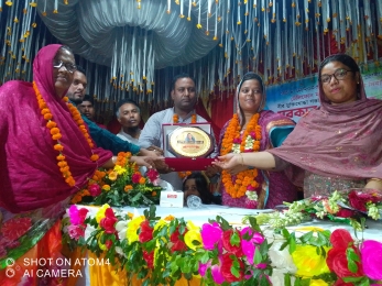 ডোমার উপজেলা পরিষদের নব- নির্বাচিত চেয়ারম্যান সুমি কে সংবর্ধনা। 