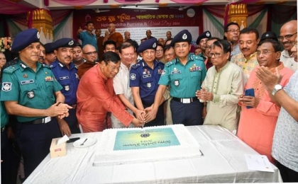বাংলাদেশ সাম্প্রদায়িক সম্প্রীতির অনন্য নজির স্থাপন করেছে : আইজিপি