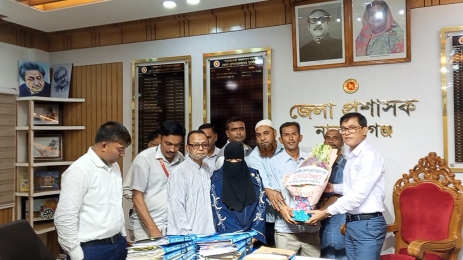 সদর উপজেলা প্রেসক্লাব নারায়নগঞ্জ সদর উপজেলা প্রেসক্লাব এর পক্ষ হইতে জেলা প্রশাসক মহাদয়কে ফুলেল শুভেচ্ছা!