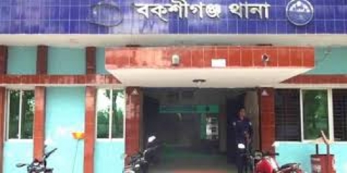 জামালপুরের বকশীগঞ্জের স্বামীর পুরুষাঙ্গ কেটে হত্যার চেষ্টার অভিযোগে স্ত্রীসহ আটক-৪