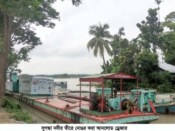 নলছিটিতে এক দিকে নদীর তীব্র ভাঙন,অন্যদিকে রাতের আধারে বালু উত্তোলনের মহোৎসব।