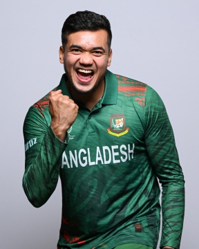 কম্বিনেশনের কারণে ভারতের বিপক্ষে খেলেননি তাসকিন।