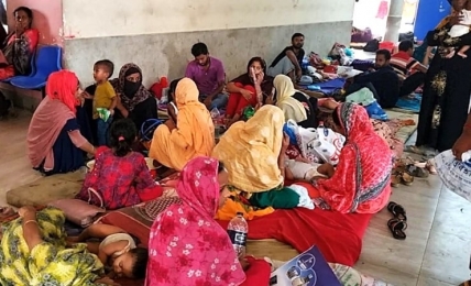 চুয়াডাঙ্গা সদর হাসপাতালে মেঝেতেও ঠাঁই মিলছে না রোগীর