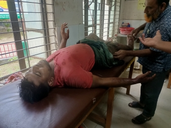 জাজিরায় দুগ্রুপের সংঘর্ষে নারীসহ আহত ১৯
