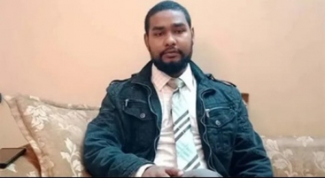  ব্র্যাক বিশ্ববিদ্যালয়ের সাবেক আলোচিত শিক্ষক আসিফ মাহতাবকে তুলে নেয়ার অভিযোগ ।