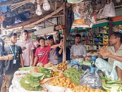 এবার বাজার মনিটরিংয়ে ছাত্ররা