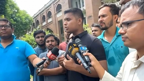 প্রধান বিচারপতিকে ১টার মধ্যে পদত্যাগের আল্টিমেটাম দেওয়া হয়েছিল।