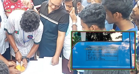বেক্সিমকো ফার্মার গাড়িতে মিলল ৩ হাজার পিস ইয়াবা