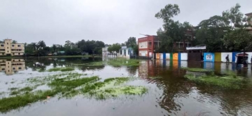 চান্দিনা উপজেলা সদরের তিনটি খেলার মাঠই পানিতে নিমজ্জিত 