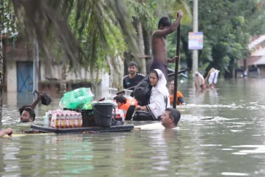 ফেনীতে বন্যায় প্রাণহানির সংখ্যা বেড়েছে ১৭ জন
