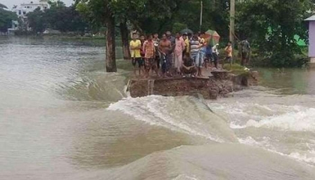 গত মাসের বন্যার পানি শুকায়নি, আবার এই মাসেও বন্যার শঙ্কা