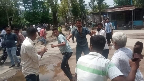 শরীয়তপুরের  সদর হাসপাতালে চিকিৎসক ও কর্মচারীদের মা'র'ধ'র❗ জরুরী সেবা ছাড়া সব সেবা বন্ধ❗
