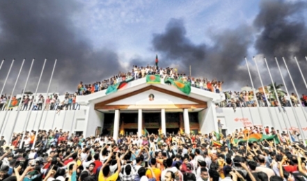 গণঅভ্যুত্থানে শহিদদের স্মরণে সভা, ৫ কোটি টাকা খরচ 