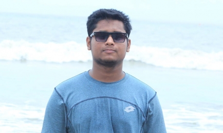 ত্রাণ তহবিলে দুর্নীতির অভিযোগ, যা এক ভিডিও বার্তায় ঘোষণা করেন হাসনাত