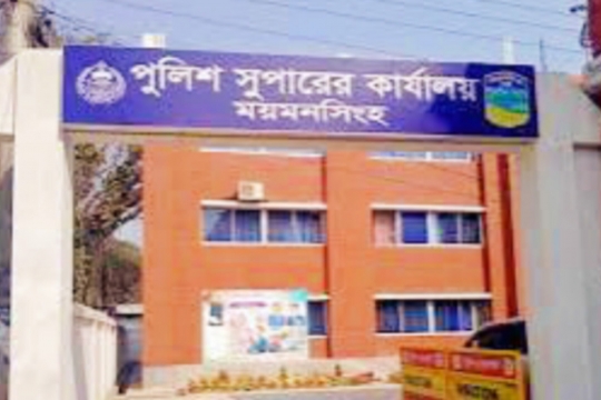 ময়মনসিংহ নগরীর আবাসিক হোটেলে ডিবির অভিযান, গ্রেফতার-৩১